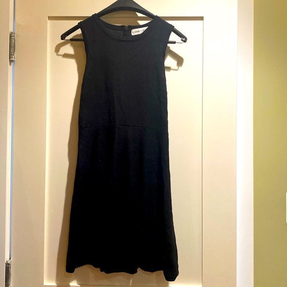 Girls large dress. John+Jenn brand. - Picture 1 of 9